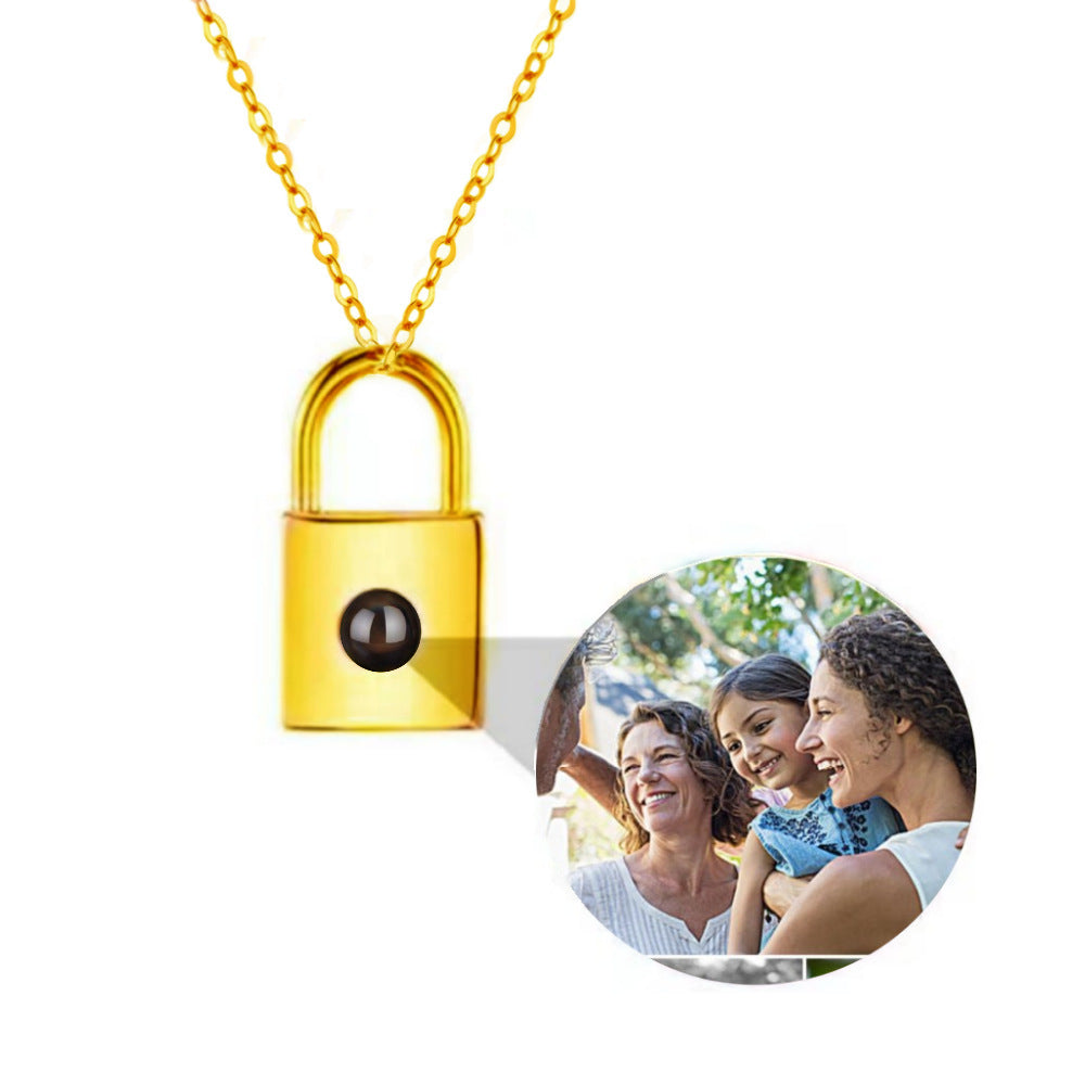 Romantic Lock Heart Necklace In 100 Languages I Love You Projection Pendant